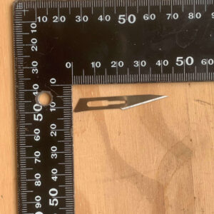 Lame de scalpel droite