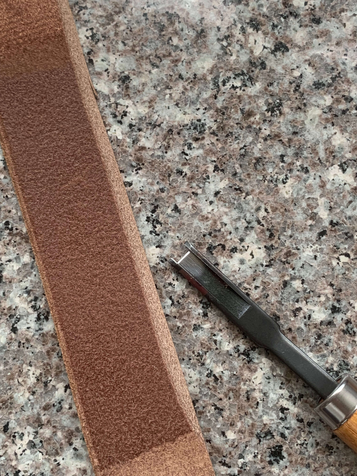 Abat-carre Français - Tandy Leather – Image 2