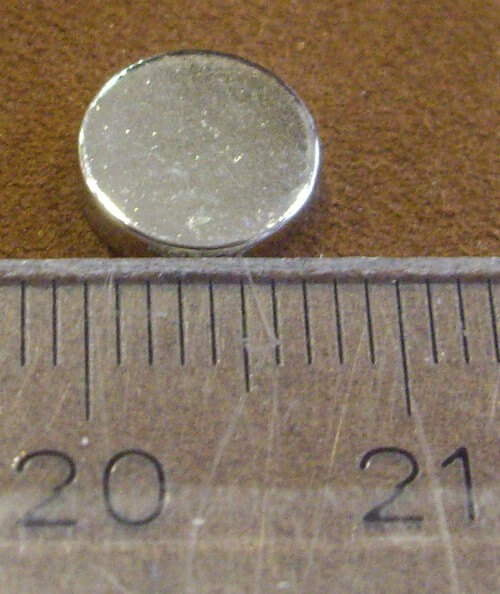 Aimants ronds - maroquinerie D08-02 en néodyme – Image 2