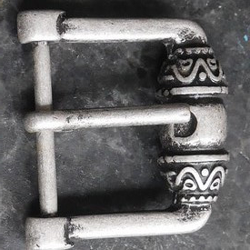 Boucle Assur vieil argent