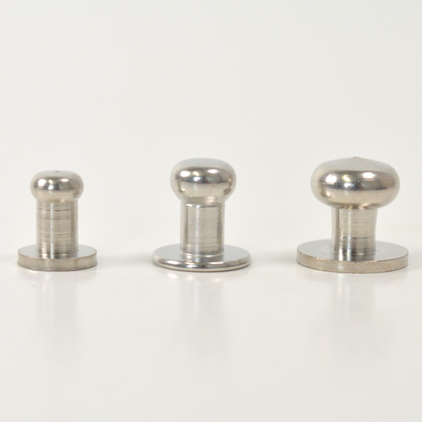 Bouton de col nickel Taille 2 – Image 5