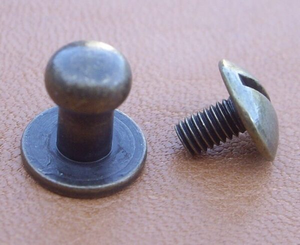Bouton de col vieux laiton Taille 2 – Image 3