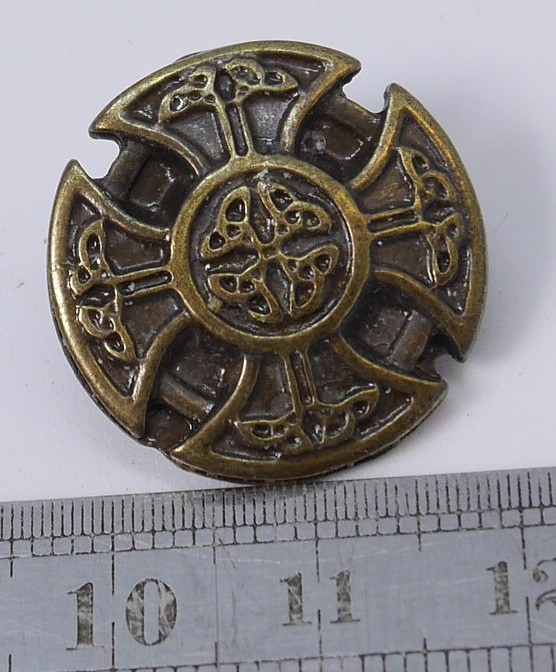 Croix des celtes vieux laiton 22 mm – Image 2