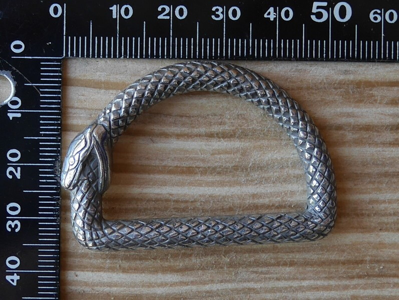 Dés de fixation serpent - anneau demi rond - 38 mm – Image 3