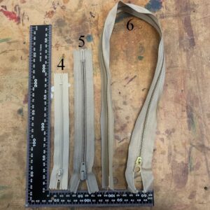 Fermeture à glissière grise/beige n°5 20cm