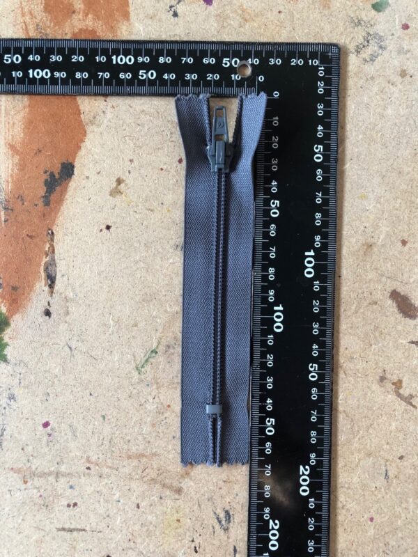 Lots de 2 fermetures à glissière grise, ailée 12 cm – Image 2