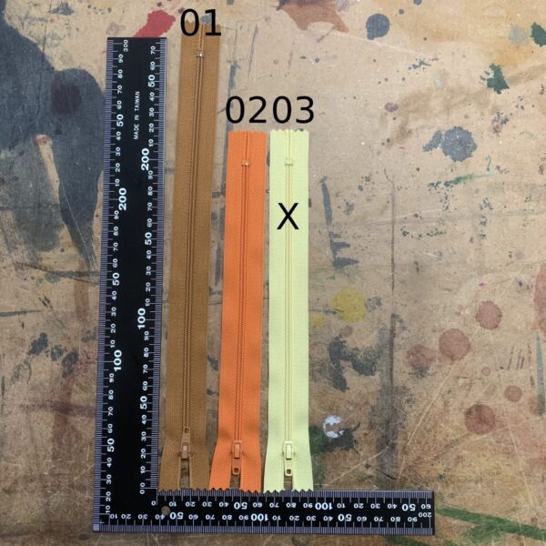 Fermeture à glissière jaune n°3 18 cm