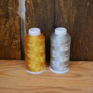 Fil polyester – doré/argenté- 0,6 mm – 330 mètres