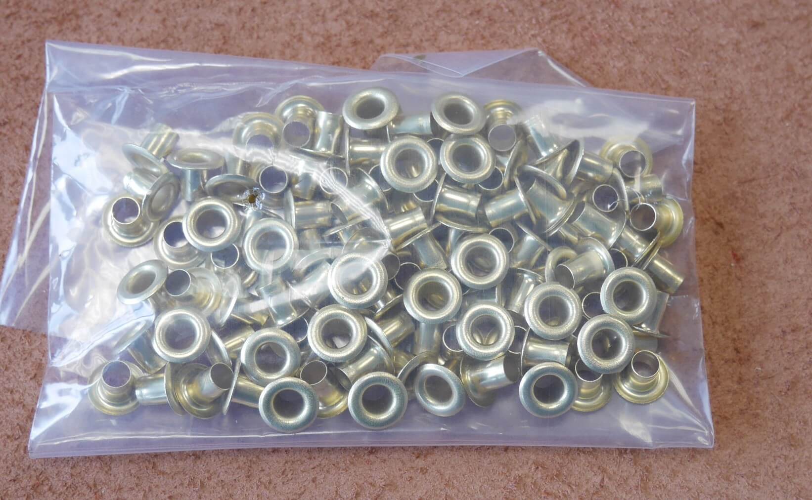 Œillets laiton 4,5 mm Tandy Leather – Image 2