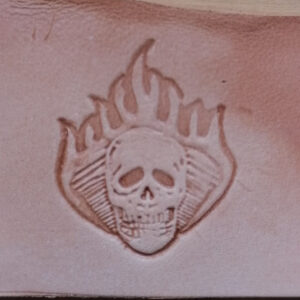 Matoir 3D crâne flamboyant