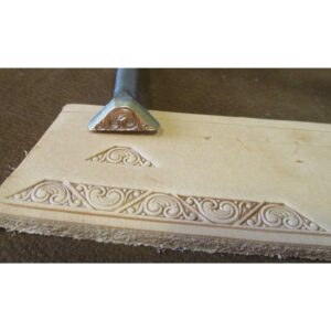 Matoir de bordure baroque