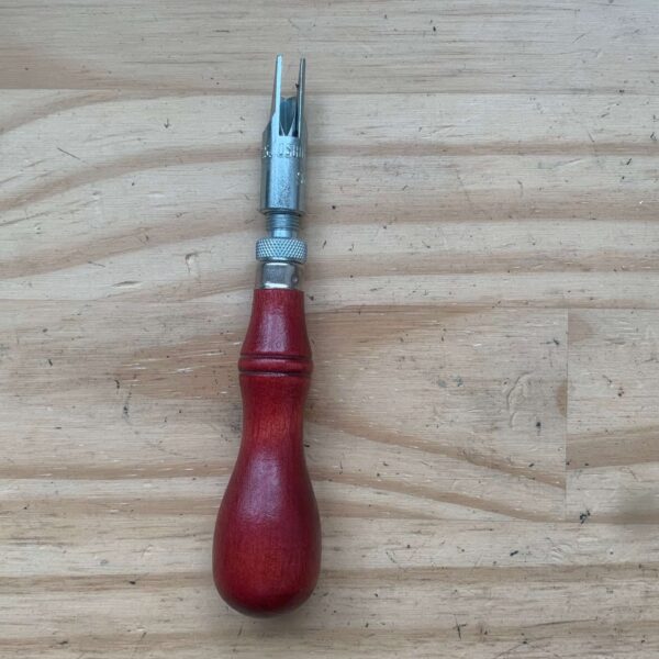Gouge ajustable découpe en "V" - Osborne – Image 2