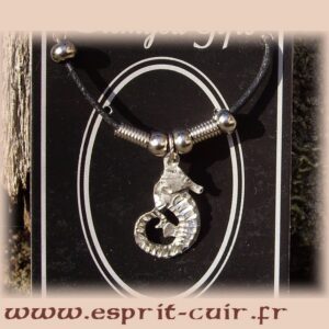 Pendentif hippocampe