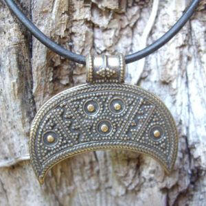 Pendentif en bronze – Lunitsa