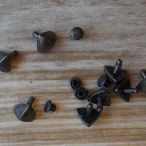 Rivet tétraèdre