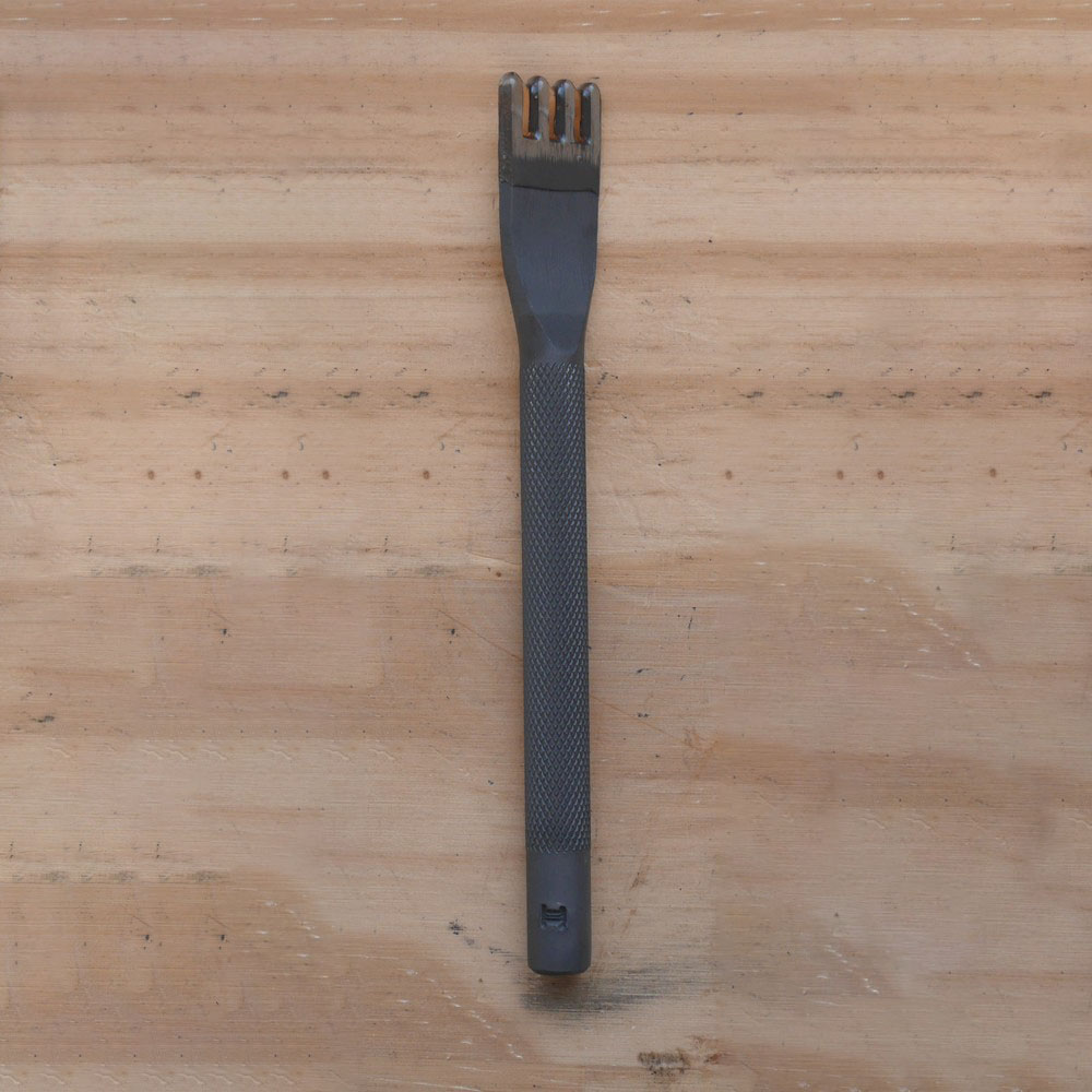 Griffe à frapper 4 dents / 4mm "Europe Chisel"