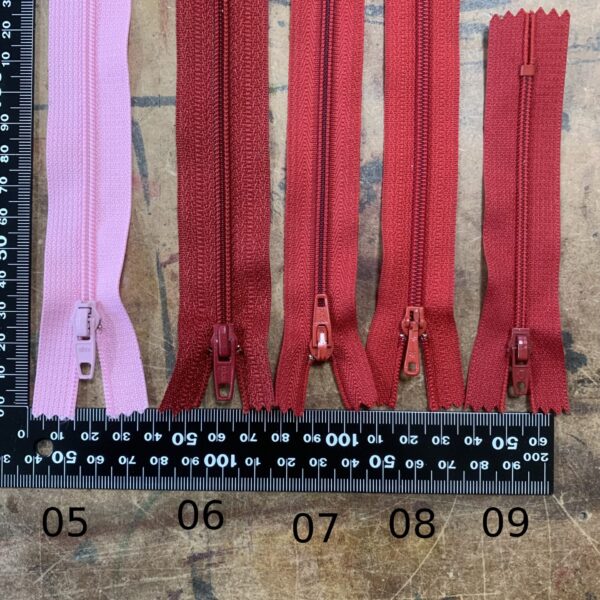 Fermeture à glissière rouge n°8 13 cm – Image 2