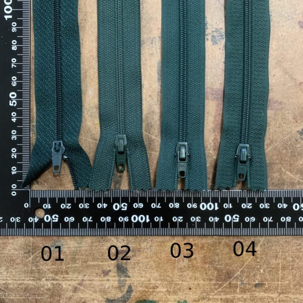 Fermetures à glissières verte n°4 18cm – Image 2