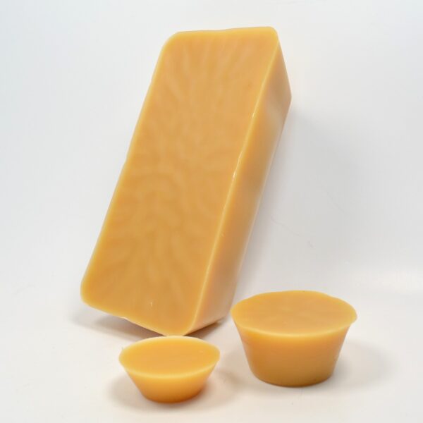 Cire d'abeille bloc de 700 gr. – Image 2