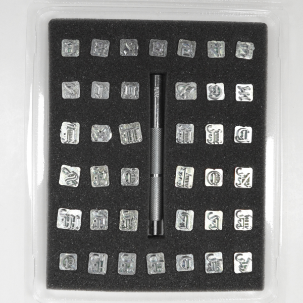Coffret de matoirs – Lettre et chiffre gothique – 6,5 mm – 8142-20