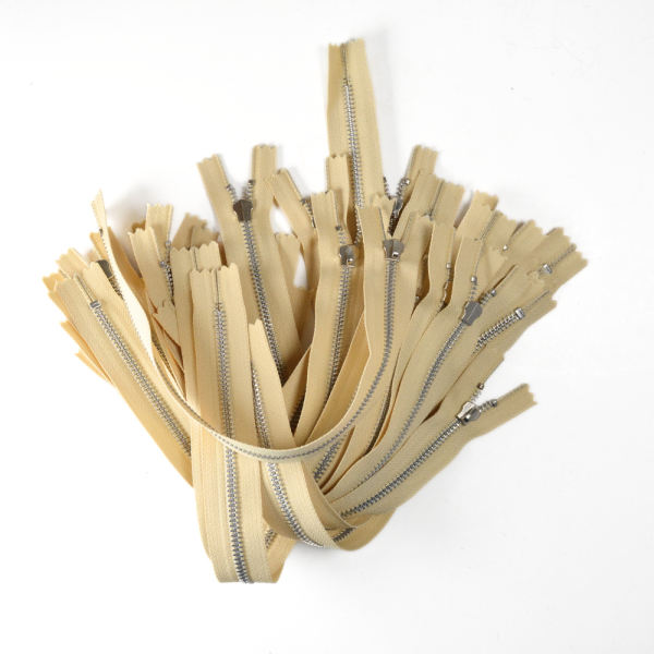 [FIN DE SÉRIE] Lot Fermetures à glissières – Beige 30 cm