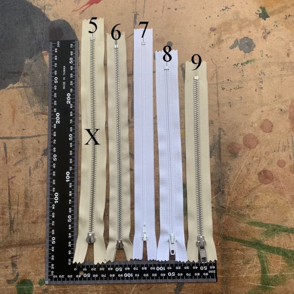 Fermetures à glissières beige n°5 26cm