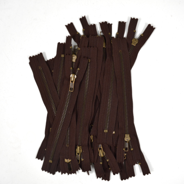 [FIN DE SÉRIE] Lot Fermetures à glissières – Marron 18 cm