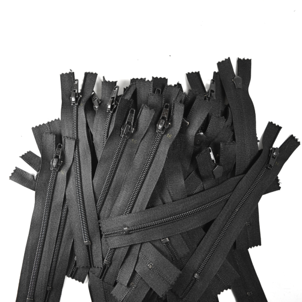 [FIN DE SÉRIE] Lot Fermetures à glissières – Noir 16 cm