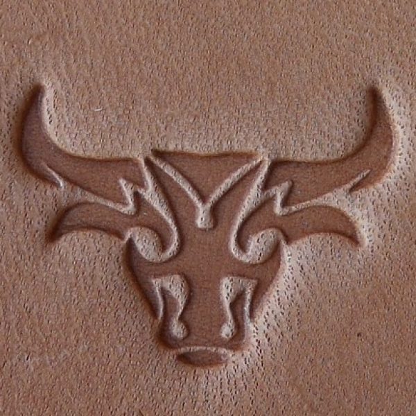 Matoir « 3D » taureau tribal – ethnique
