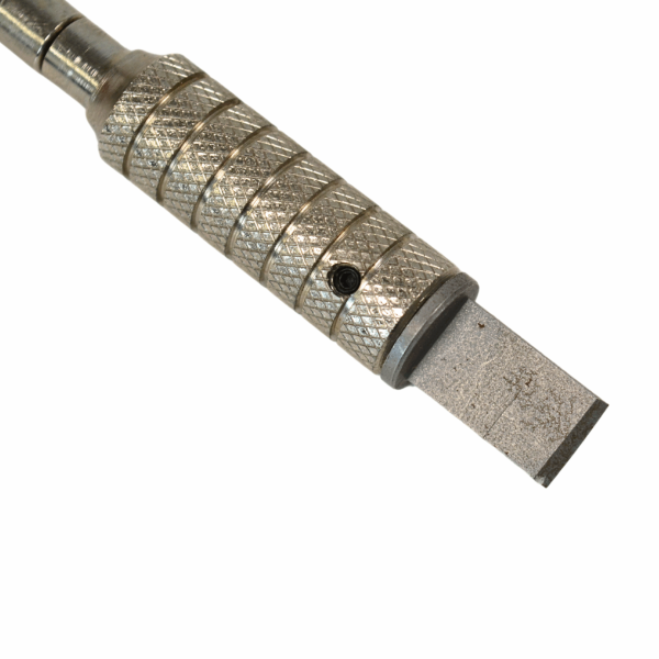 Swivel pour le repoussage du cuir