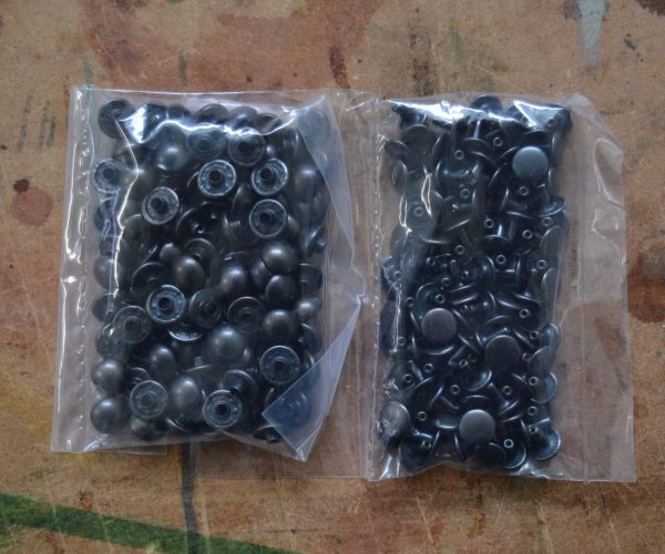 rivet-bombe-noir-10-mm