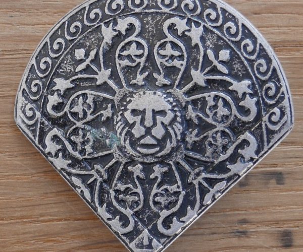 Rivet-dangle-Coeur-de-Lion-argent