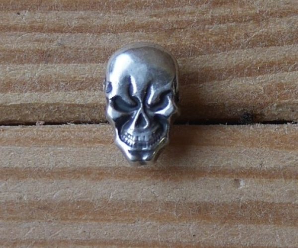 Rivet-tete-de-mort