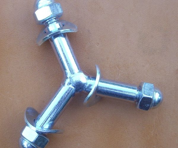 Tribolt-pour-chaise-en-cuir